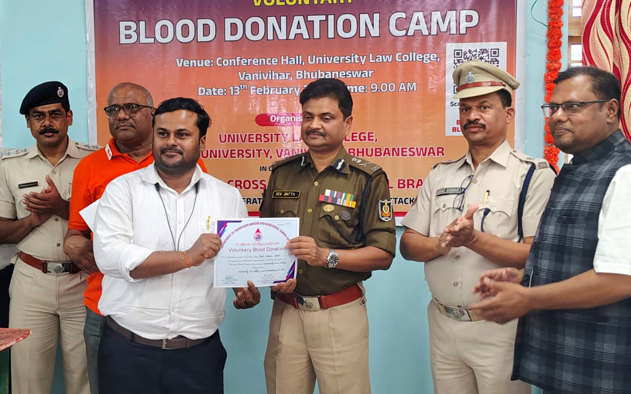 61 Units Collected at University Law College Blood Camp